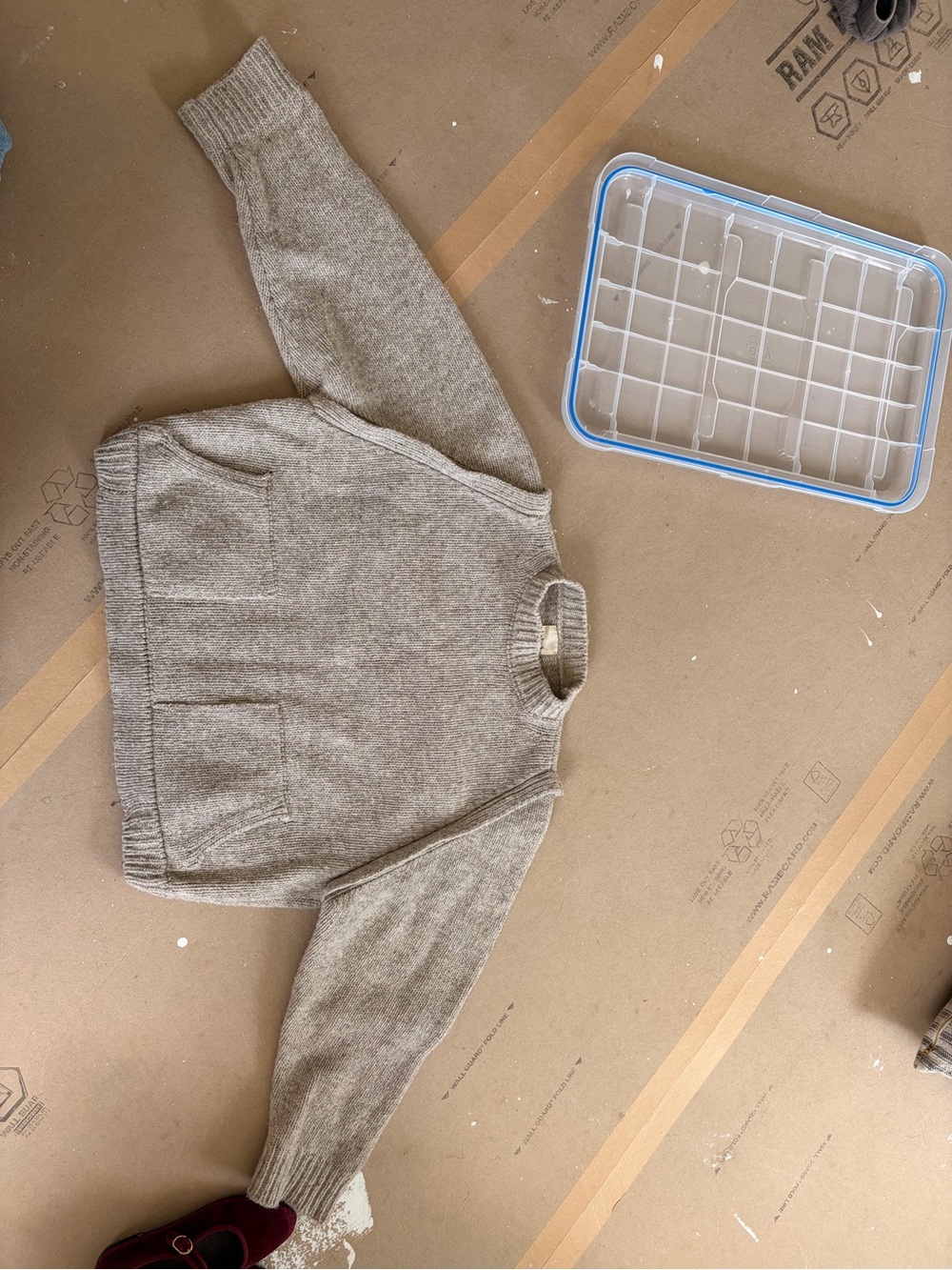 Babaa Cozy Neutral Crewneck Sweater - Light Taupe